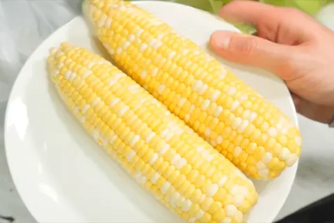 prepare the corn